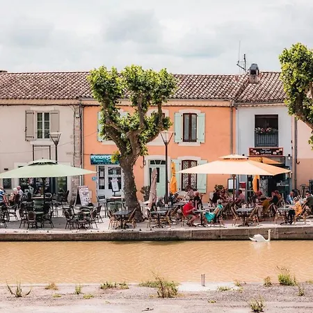 Privee En Centre-ville Quarto em Acomodações Particulares