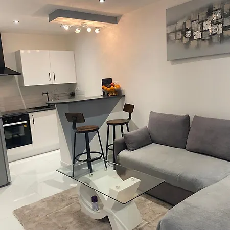 Quarto em Acomodações Particulares Privee En Centre-ville