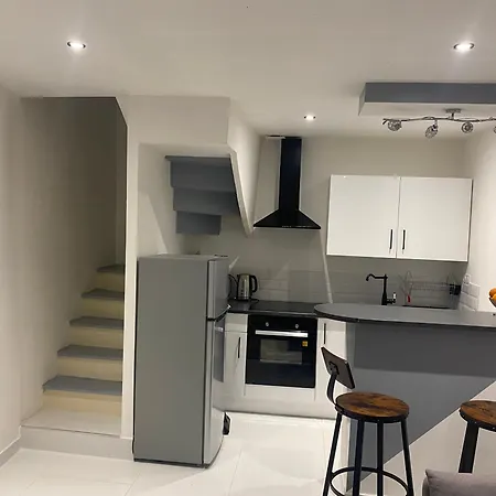 Quarto em Acomodações Particulares Privee En Centre-ville Trèbes