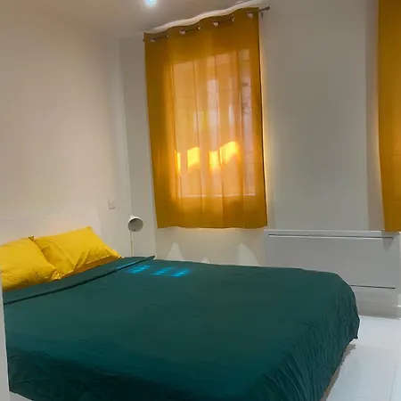 Privee En Centre-ville Quarto em Acomodações Particulares *